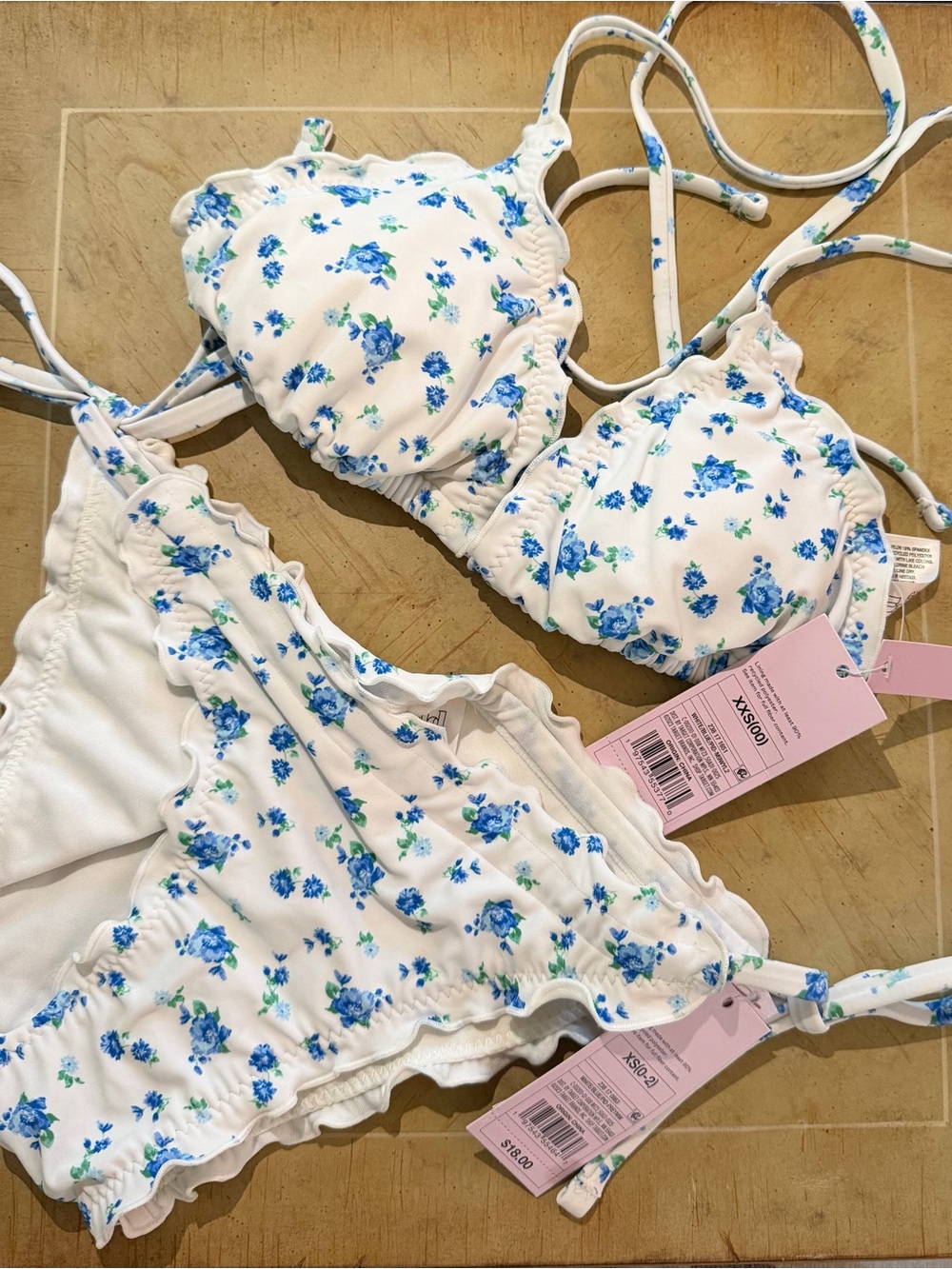 Wild Fable White Bikini Set with Blue Floral Print XXS Top; XS Bottoms